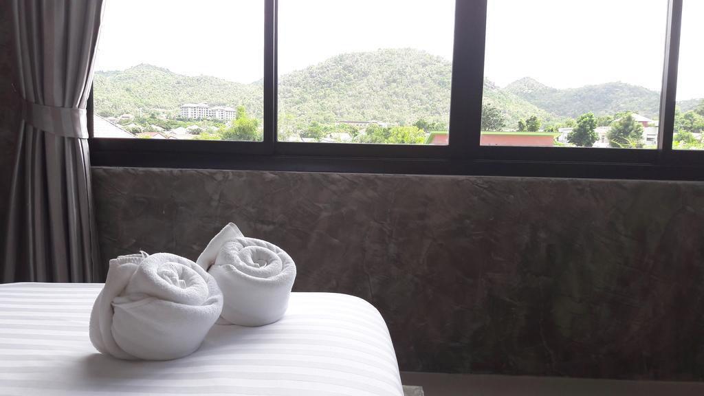 Moment House Hua Hin Hostel Exterior photo